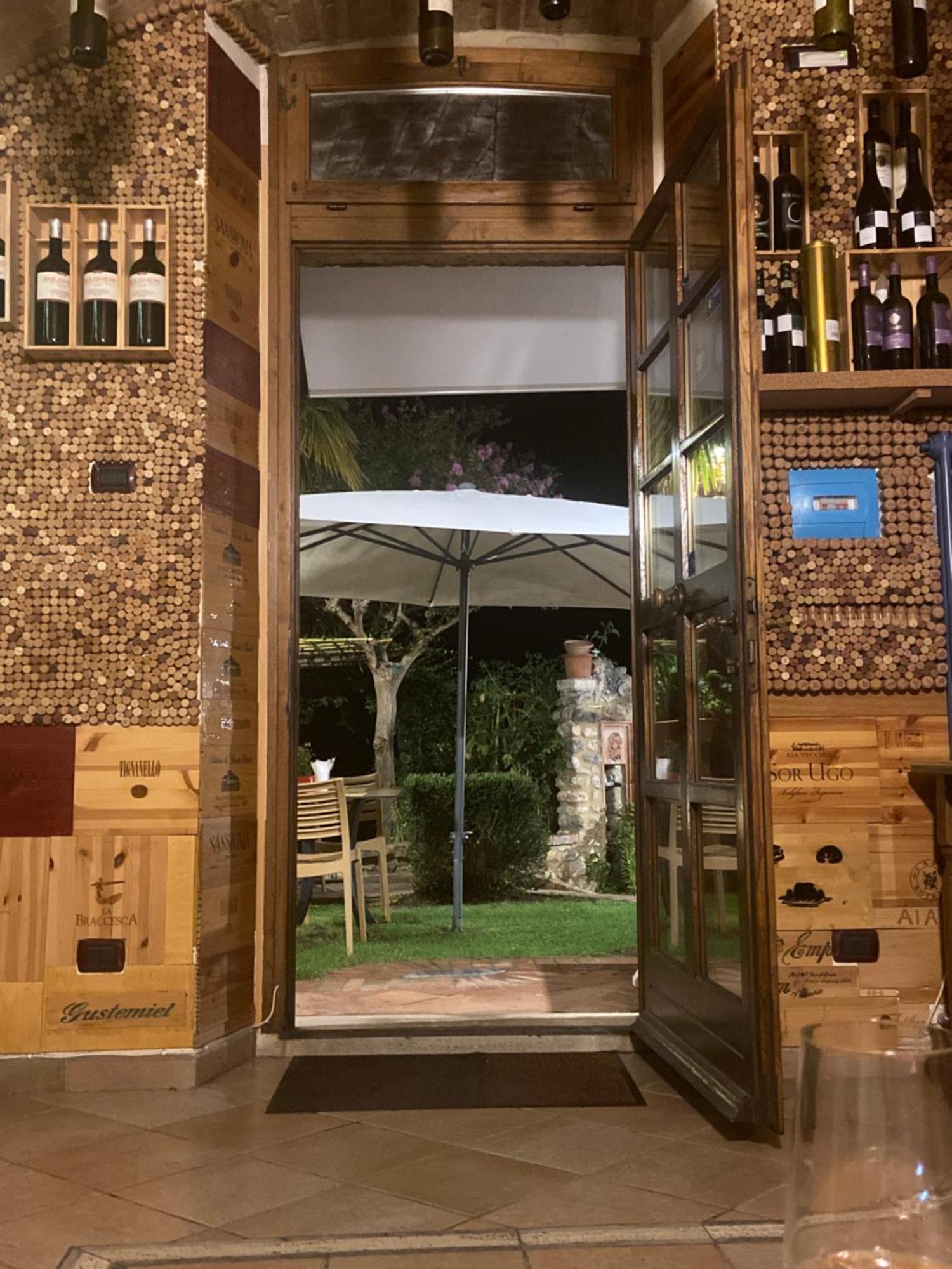 سان جيمينيانو Bed & Breakfast Casale Gregoriano And Apartaments المظهر الخارجي الصورة