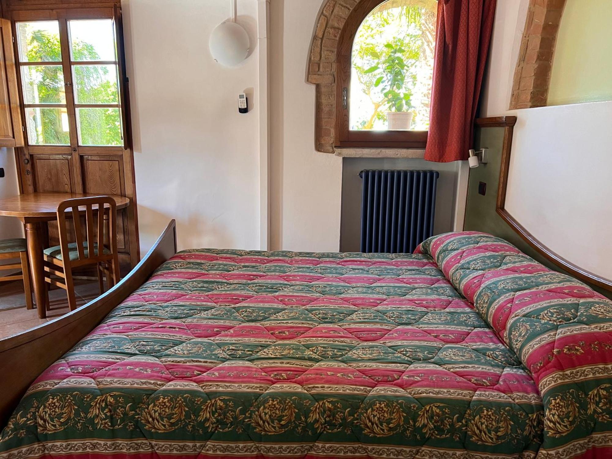 سان جيمينيانو Bed & Breakfast Casale Gregoriano And Apartaments المظهر الخارجي الصورة