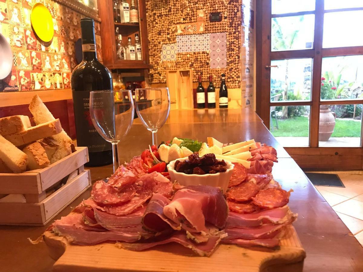 سان جيمينيانو Bed & Breakfast Casale Gregoriano And Apartaments المظهر الخارجي الصورة